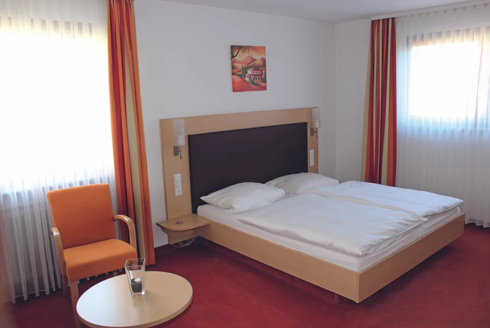 Hotel Garni Lilton Hotels in Stuttgart-Zuffenhausen