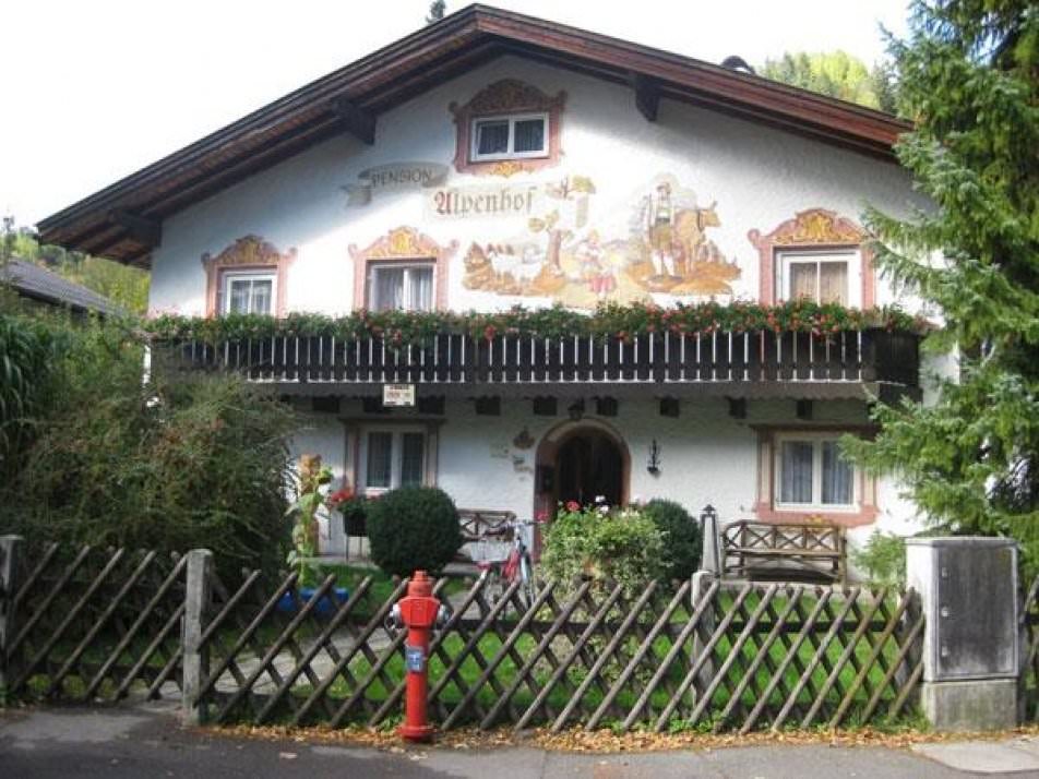 Pension Alpenhof in Mittenwald bei Wallgau