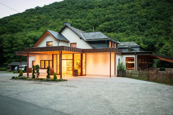 Forellenhof Hotel Reinhartsmühle in Bundenbach