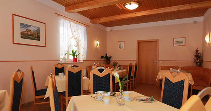 Pension Lindenhof Scheumann in Struppen-Weißig