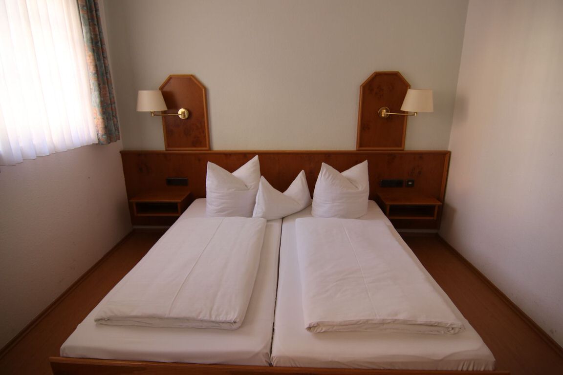 Hotel Restaurant Schwarzer Bär in Weißenburg