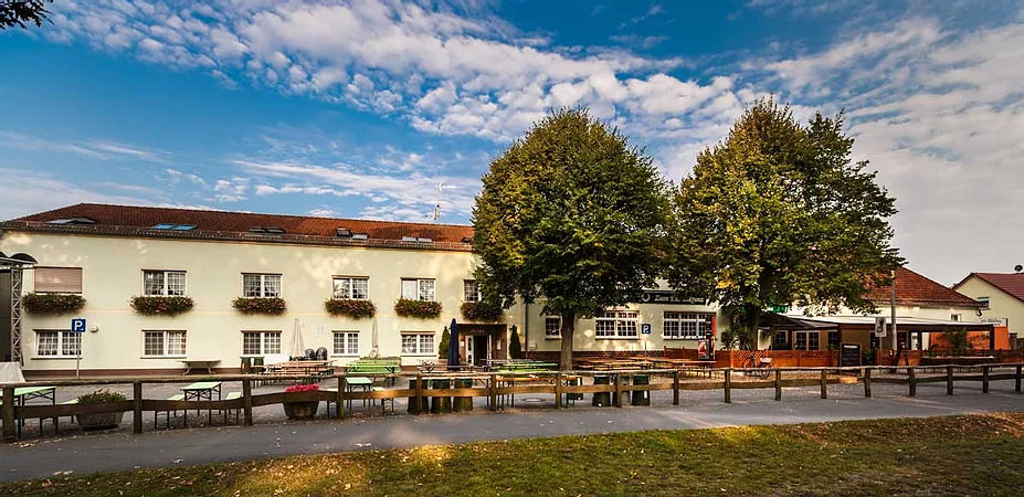 Hotel zum Eichenkranz, Monteurunterkunft in Kolzenburg