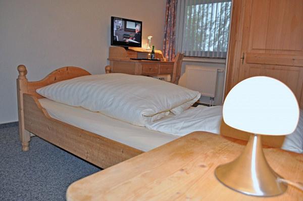 Hellmanns Ferienwohnungen in Wiefelstede-Neuenkruge