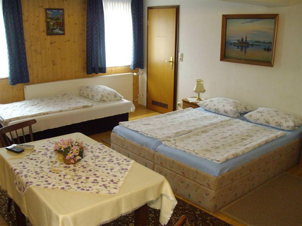 Pension & Gasthaus Engel in Edermünde