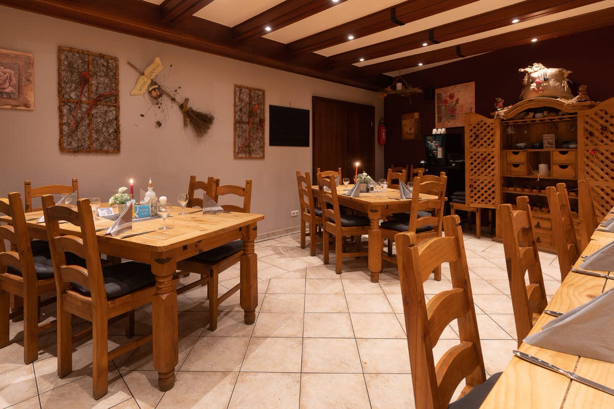 Hotel & Restaurant Haus Decker in Bergheim