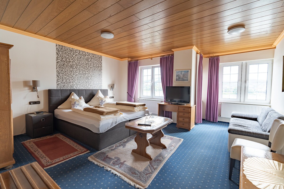 Hotel & Restaurant-Cafe Anker in Bad Breisig