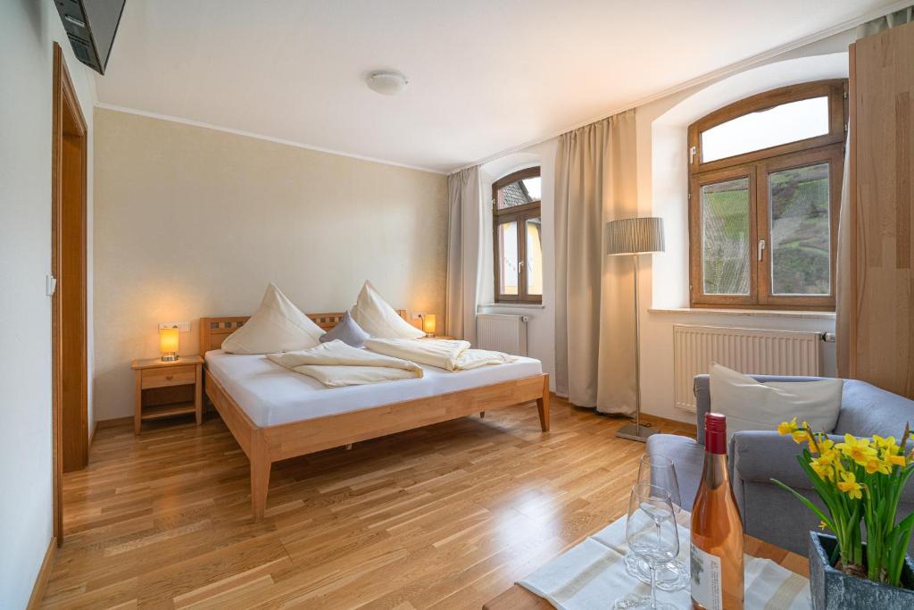 Hotel Weingut Moselloreley in Piesport bei 54472 Gornhausen