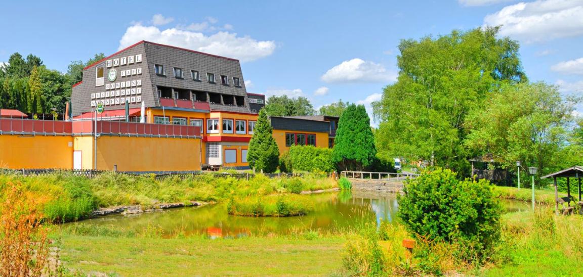 Gasthof Pension Sonnenberg in Weilrod bei Limburg