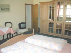 Hotel Zum Narrenberg in Römerberg-Berghausen