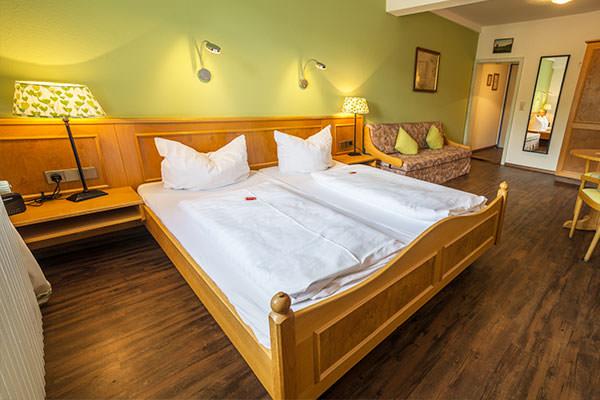  Goldener Adler Oberried - Hotel & Appartements in Oberried