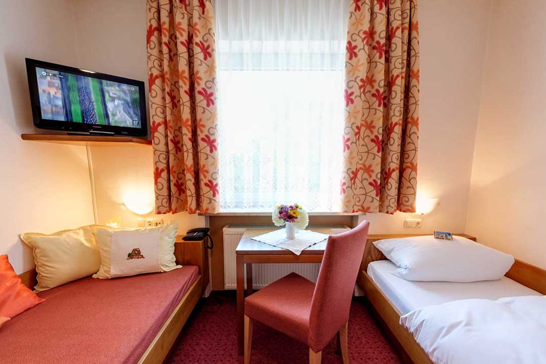 Hotel & Pension Fruth in Germering