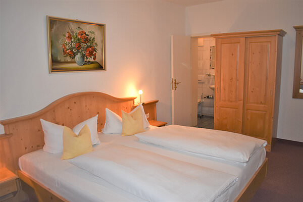 Hotel Pension Lindenhof in Prien