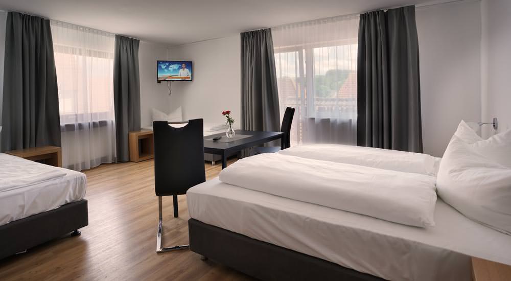 Hotelpension & Gasthof-Metzgerei Lamm, Unterkunft in Geiselwind