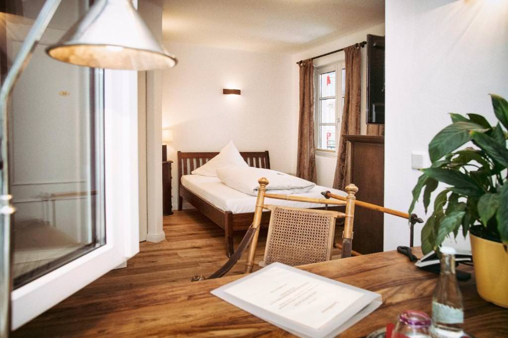 Landhaus Café, Restaurant & Hotel in Wolfratshausen