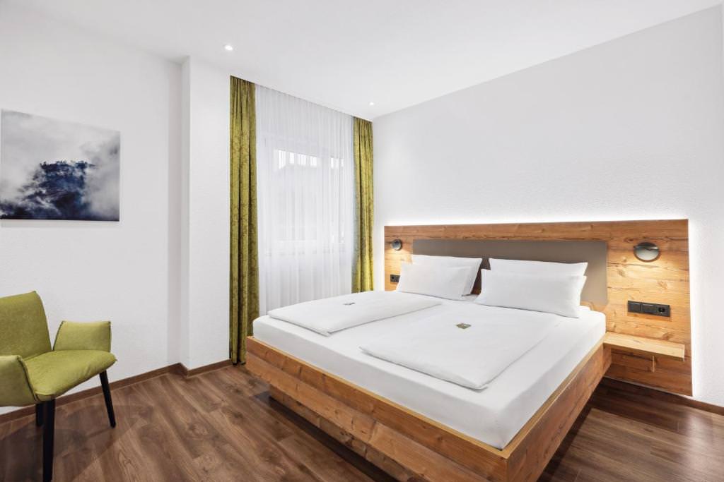 Hotel Zeppelin in 88471 Laupheim