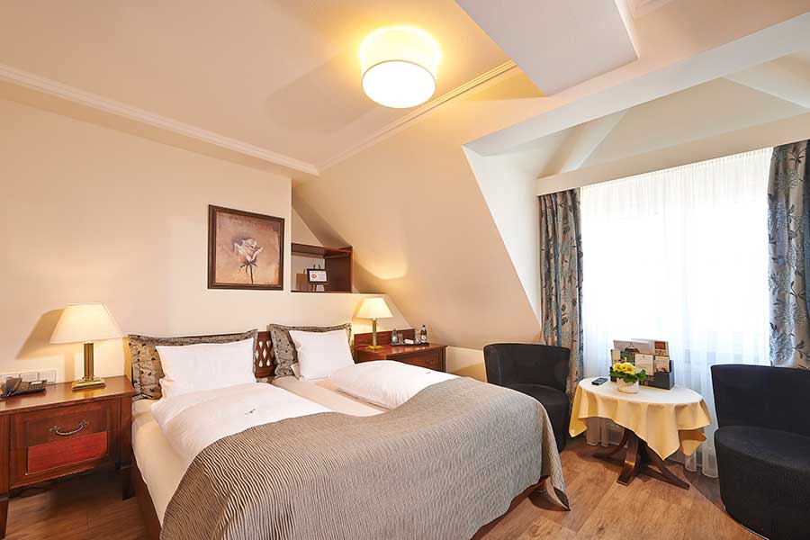 Hotel Zum Löwenbräu in Adelsdorf