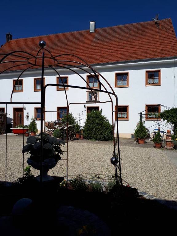 Zimmer Siebler - Übernachtung am Bauernhof Egg in Wolnzach