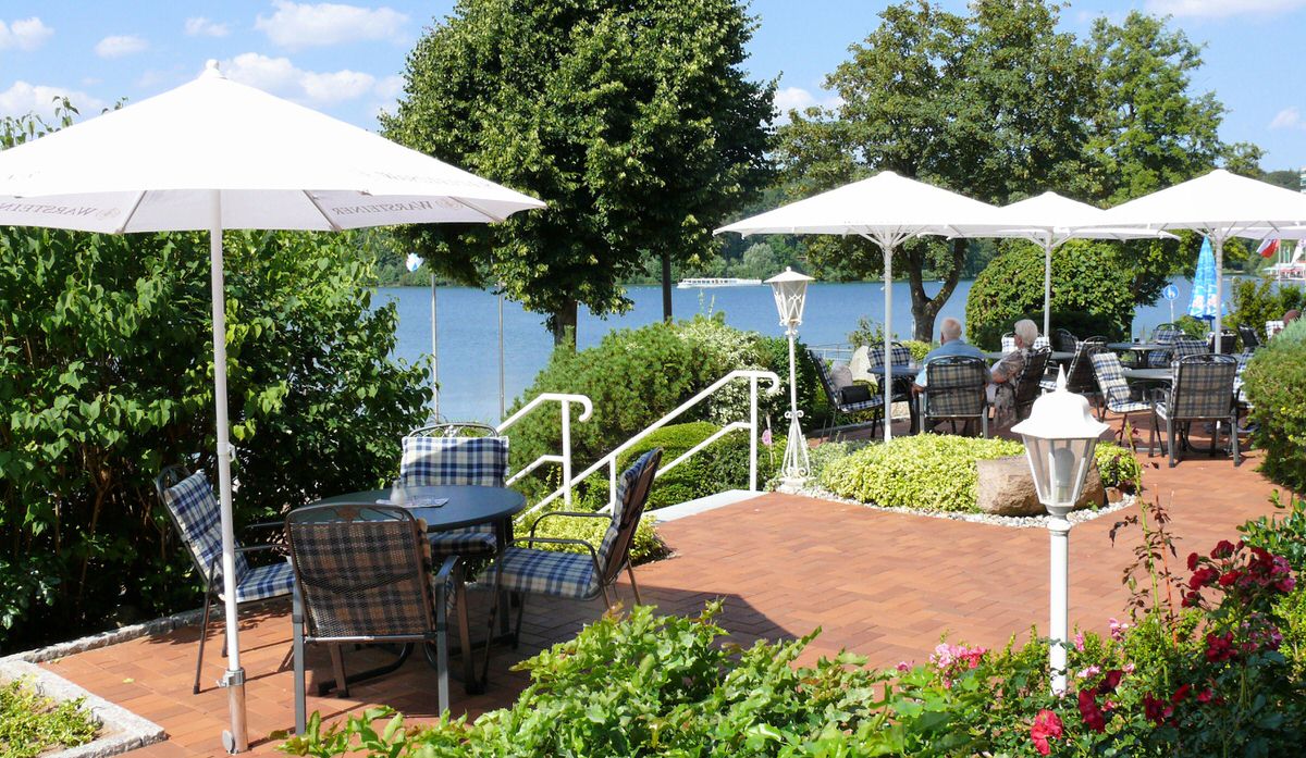 Hotel Garni Hotel Seerose Malente in Malente