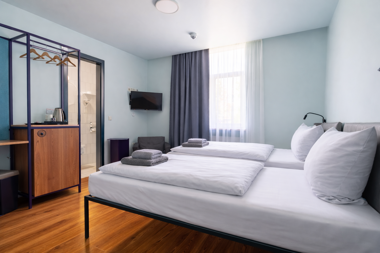 Das Schreder Hotel - Munich Free Parking in München