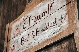  Bed and Breakfast S' Träumli die Älplersuit in 8783 Linthal